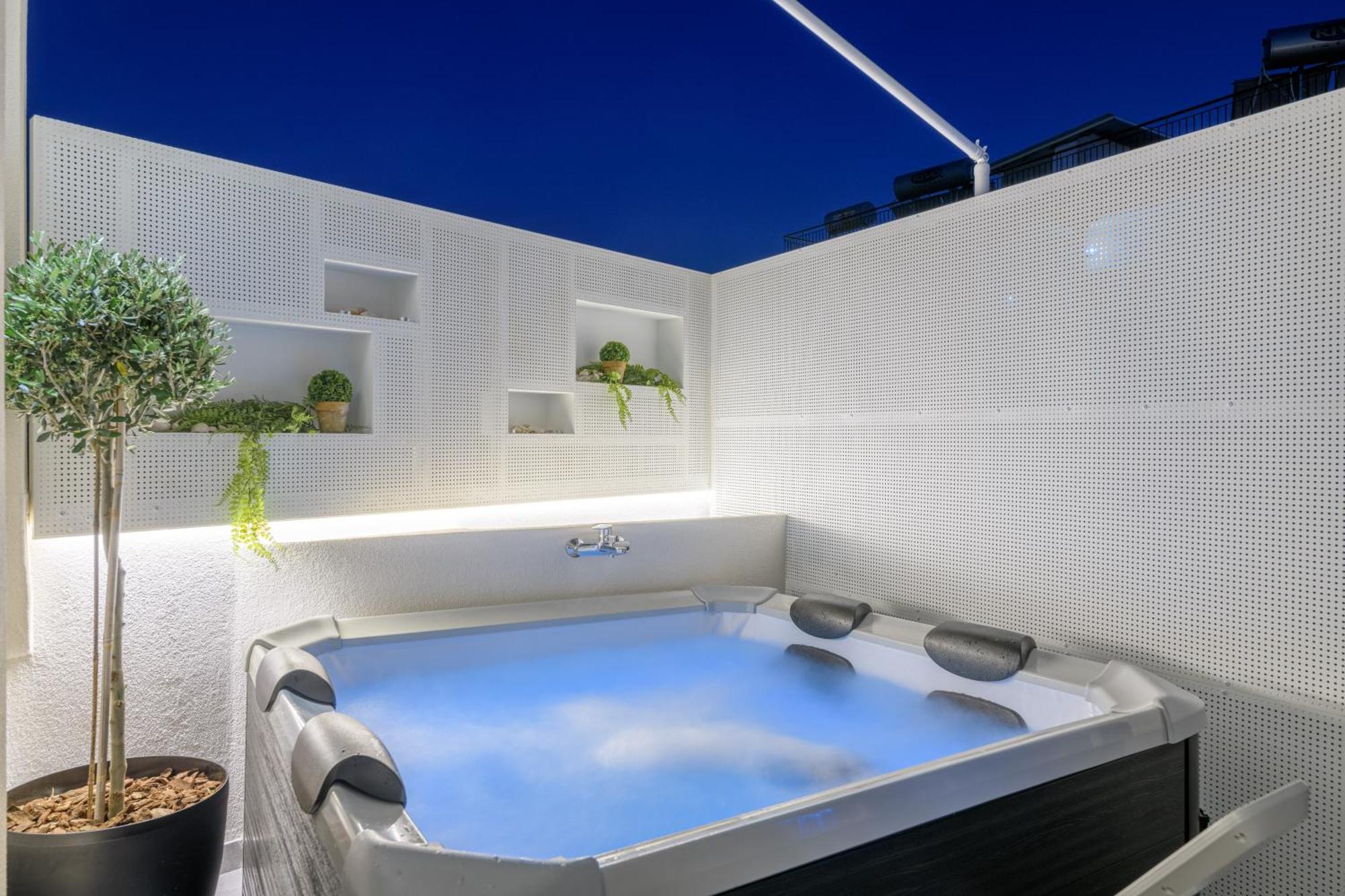 Central Sunny Loft With Plunge Pool Ateny Zewnętrze zdjęcie